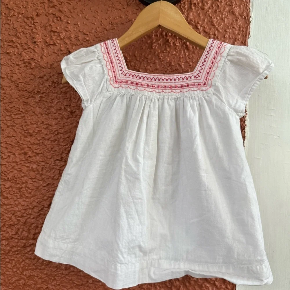 Gap Toddler Girls Embroidered Peasant Shirt White Pink Size 4T